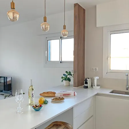 Oasis 2-rooms Flat With Panoramic Sea View - 3rd Floor No Elevator * Antibes