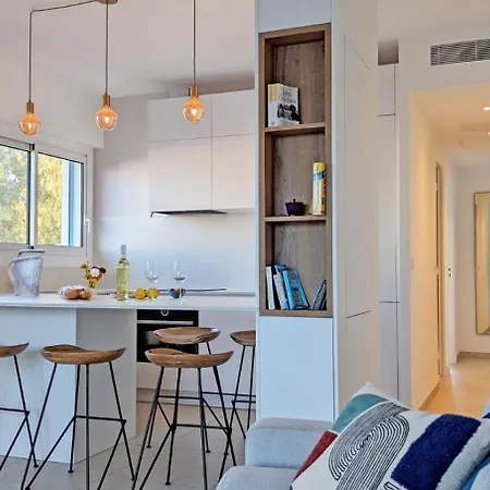 Oasis 2-rooms Flat With Panoramic Sea View - 3rd Floor No Elevator Apartmán Antibes